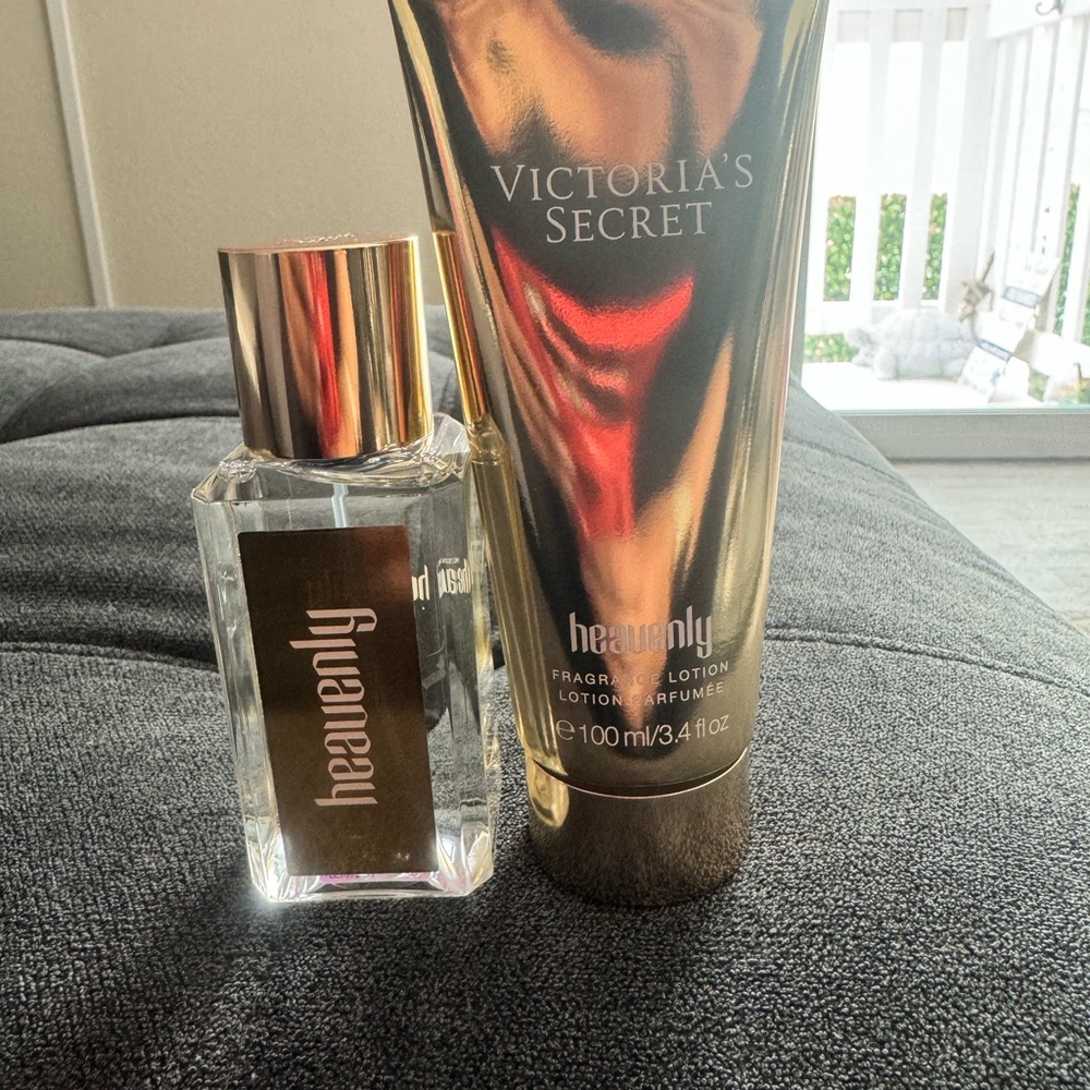 VS Heavenly body mist and lotion